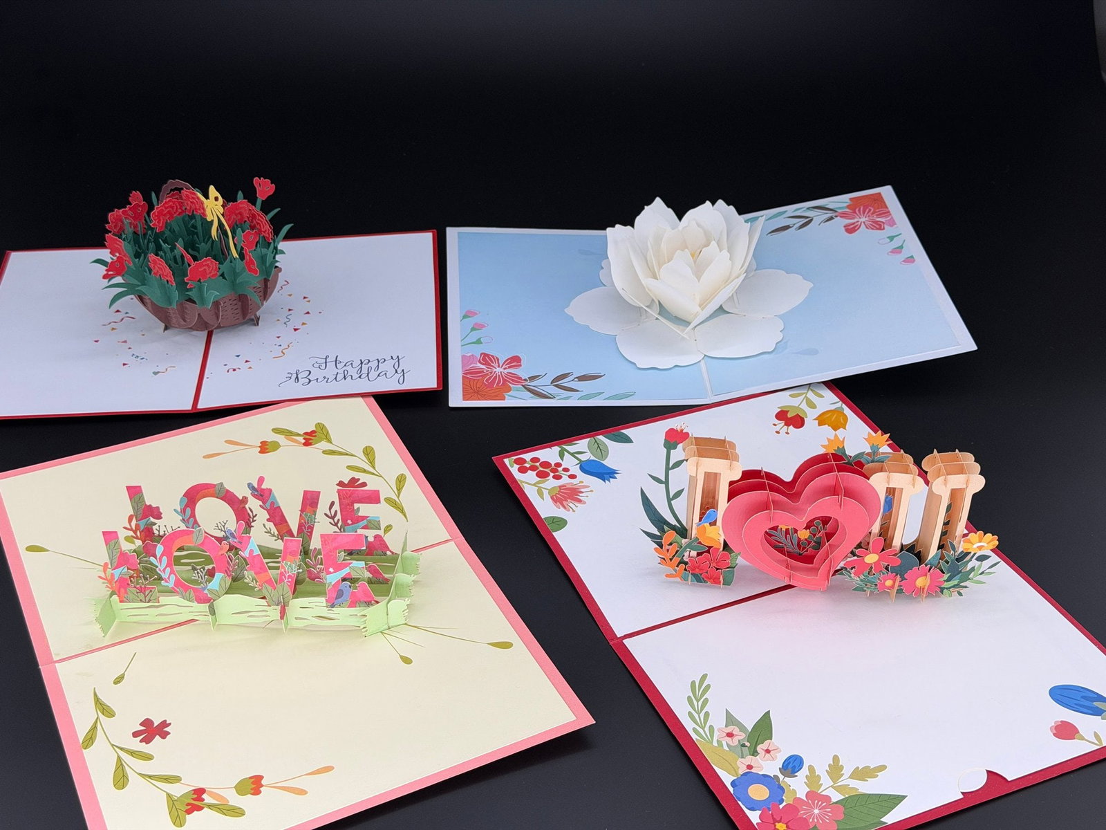 Brand New 3D Pop-up Greeting Cards Mix Lot-4 PCS: Please refer to the title and photos for the item description and condition. If you have any questions, please do not hesitate to contact us before placing your bid.We offer combined in-house shipping