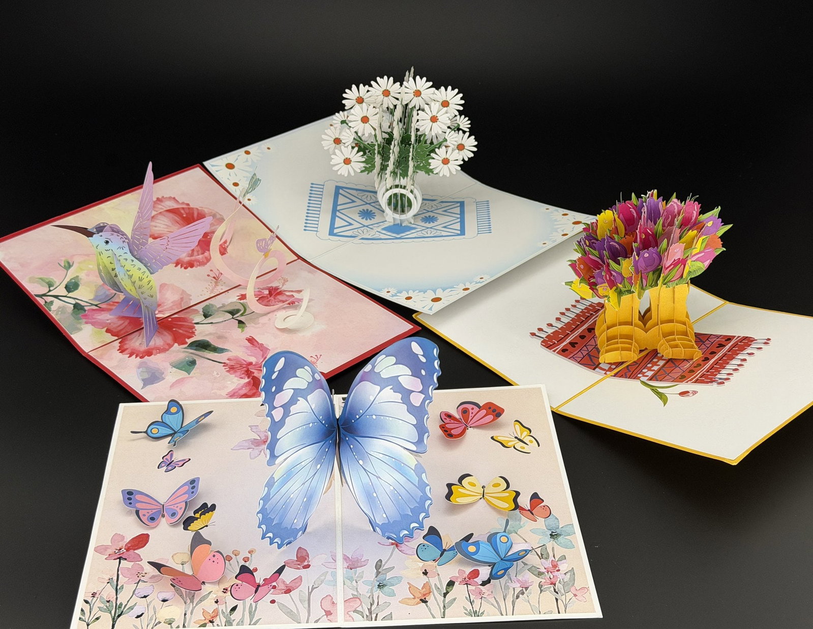 Brand New 3D Pop-up Greeting Cards Mix Lot-4 PCS: 1.Brand New 3D pop-up greeting cards Mix Lot- 4 PCS2.See item descriptions and photos in the images — please ask any questions prior to bidding; bidding is binding.3.We combine all items into on