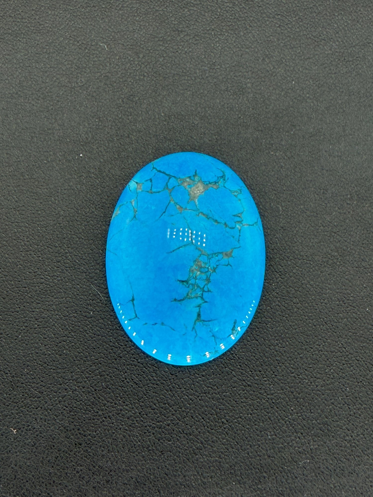 Pre-owned Polished Turquoise: 1. Pre-owned- Polished turquoise2. All stamps hallmarks or markings are shown as received and are for reference purposes only. Verification is the sole responsibility of the buyer.3. Please review all