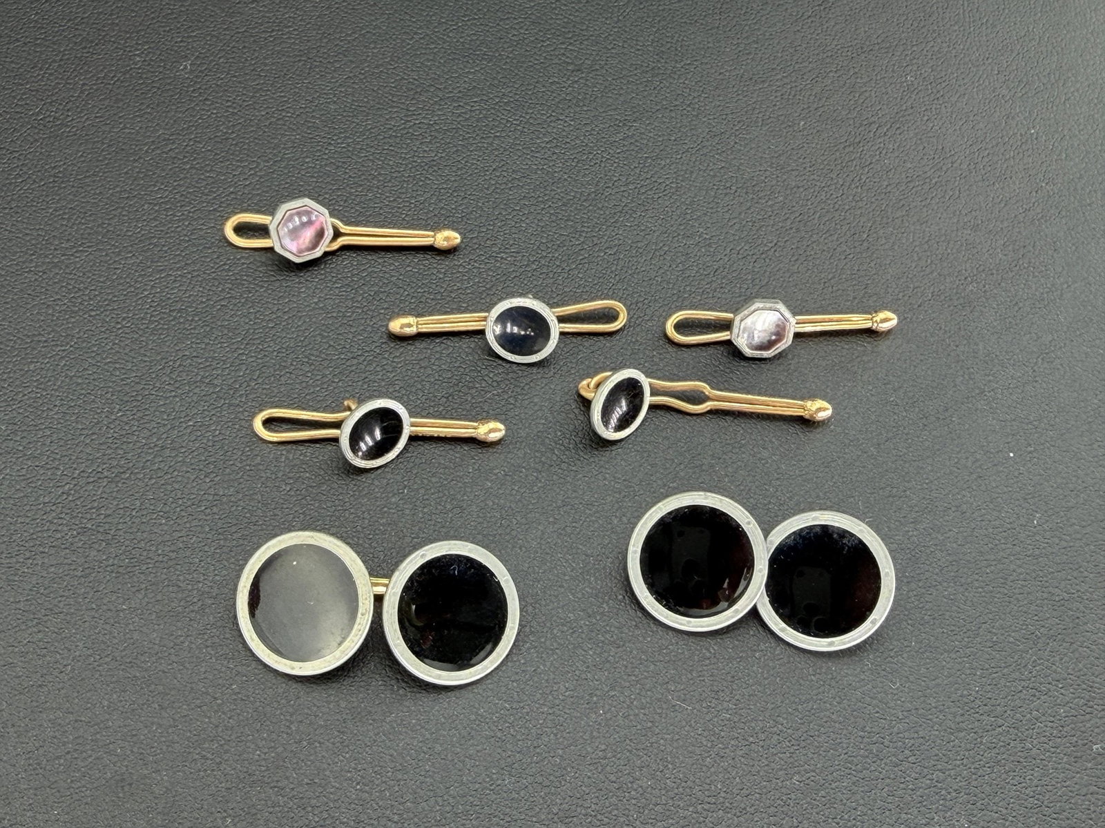 Pre-owned Antique 14 K Gold Overlayer Signed Krementz Art Deco 7-Pc Tuxedo Set Black Onyx Cufflinks: 1. Pre-owned- Antique 14 K Gold Overlayer Signed Krementz Art Deco 7-Pc Tuxedo Set Black Onyx Cufflinks Vest 2. All stamps hallmarks or markings are shown as received and are for reference purposes on