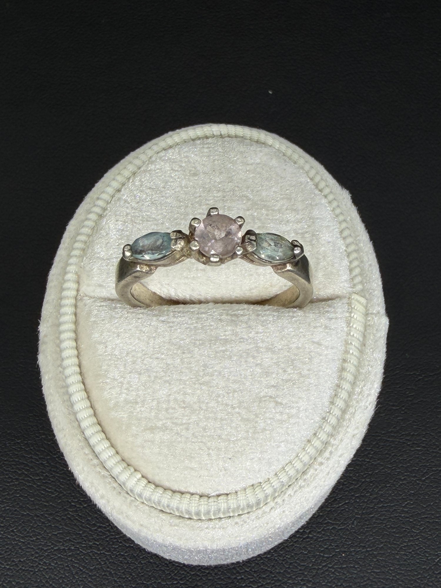 Pre-owned Vintage Aquamarine & Rose Quartz Gemstone 925 Sterling Silver Three-Stone Ring (1 of 8)