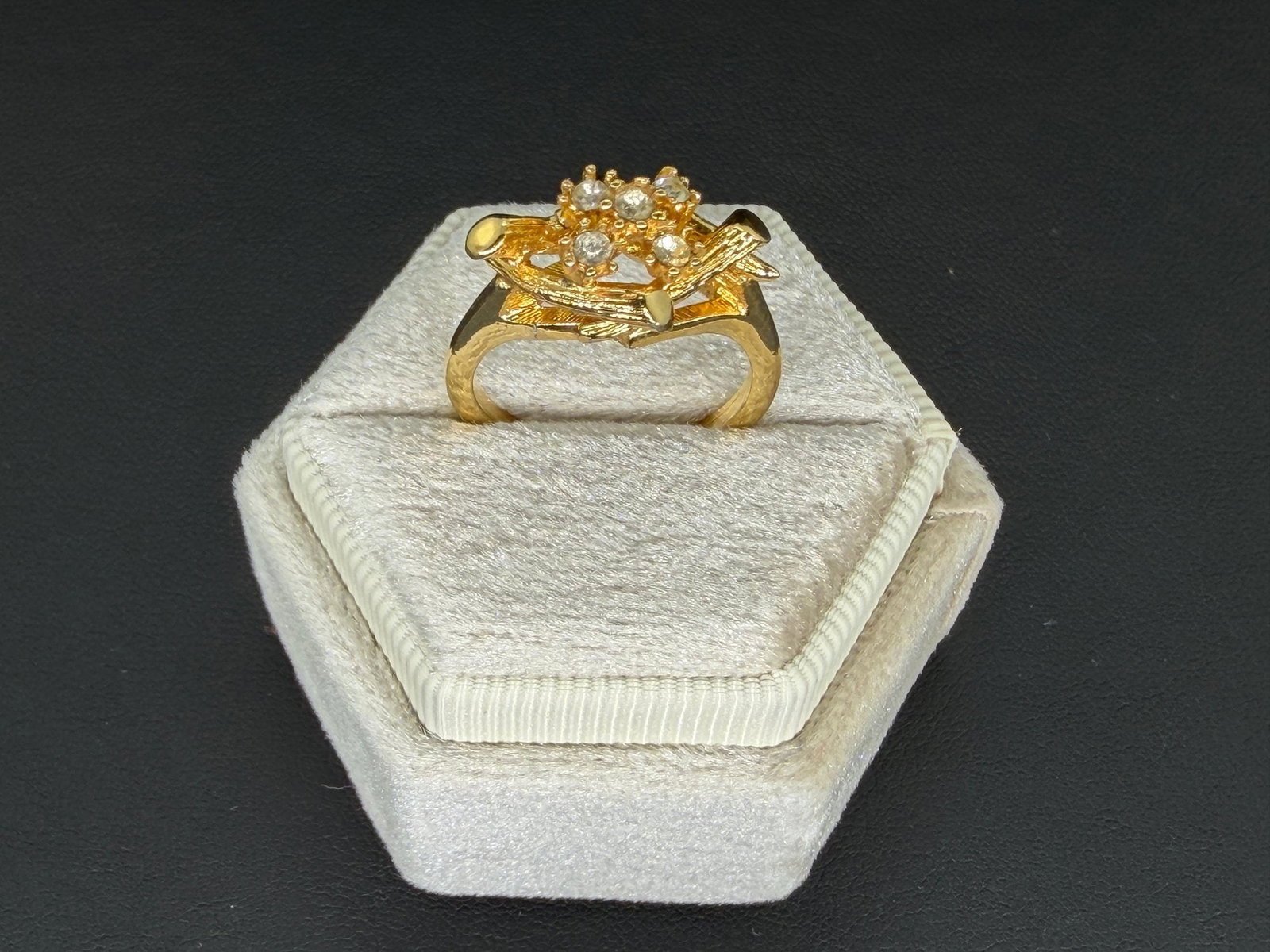 Pre-owned 12K Gold-Filled Cube Zirconia Ring (1 of 9)