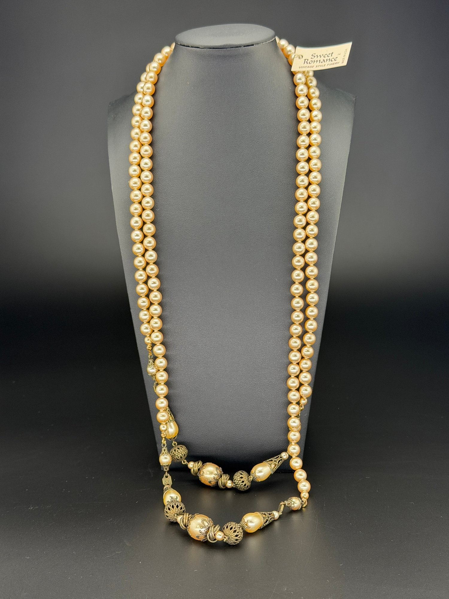 Pre-owned Sweet Romance Vintage Style Faux Pearl Long Necklace AAA Made In USA: 1. Pre-owned- Sweet Romance Vintage Style Faux Pearl Long Necklace – Made in USA2. All stamps hallmarks or markings are shown as received and are for reference purposes only. Verification is the