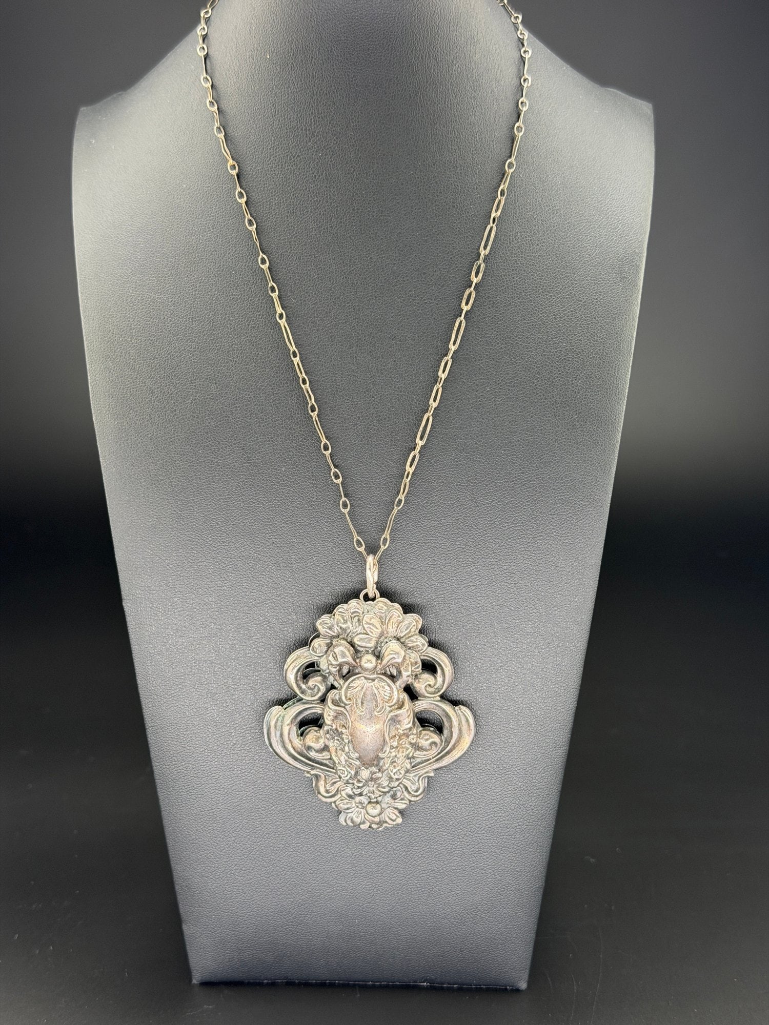 Pre-owned Singed Hollow Silver Ornate Floral Statement Pendant Necklace Antique Style (1 of 5)