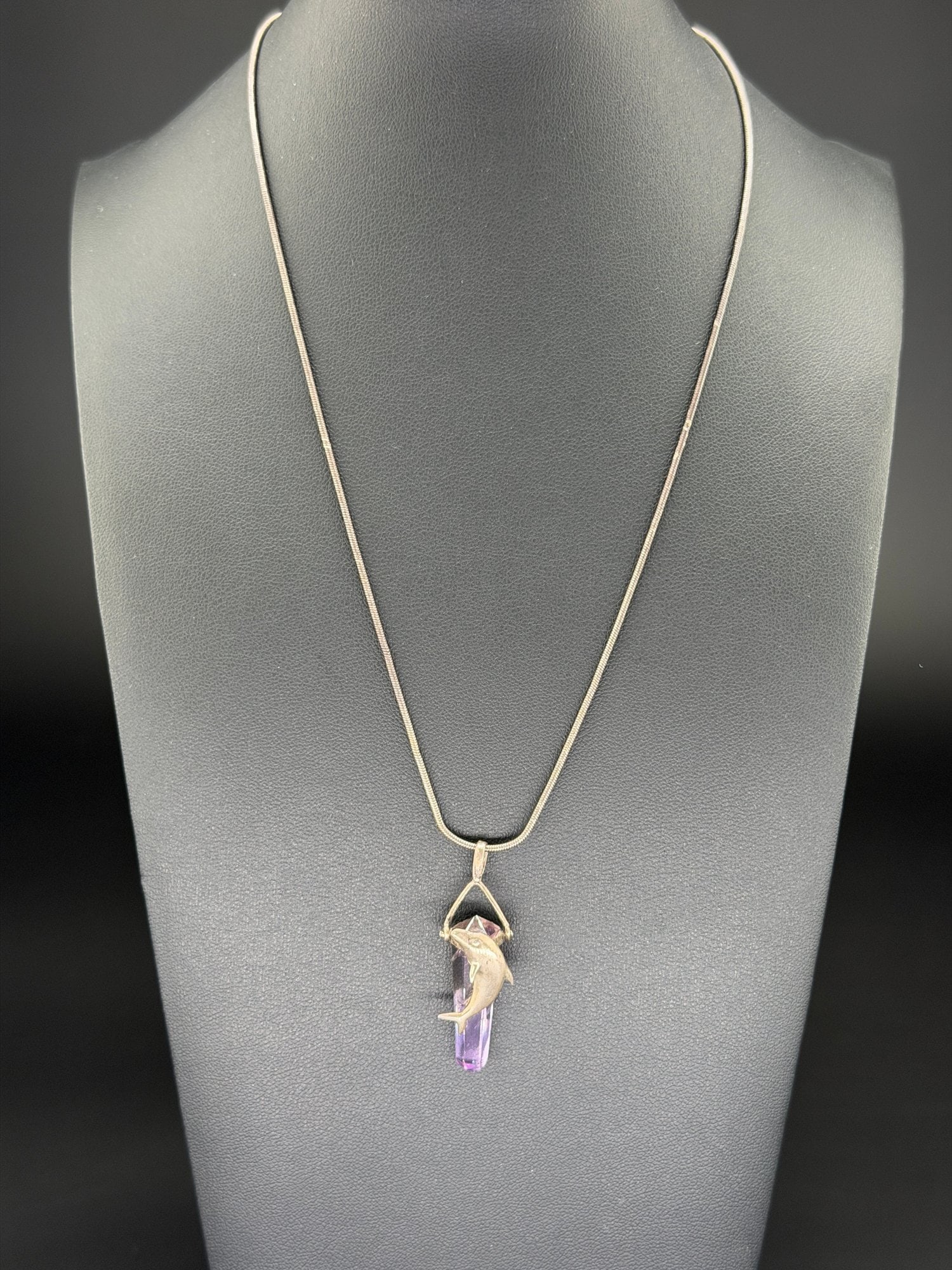 Pre-owned Natural Amethyst Crystal Point & 925 Sterling Silver Dolphin Pendant Necklace: 1. Pre-owned- Natural Amethyst Crystal Point & Sterling Silver Dolphin Pendant Necklace2. All stamps hallmarks or markings are shown as received and are for reference purposes only. Verification i