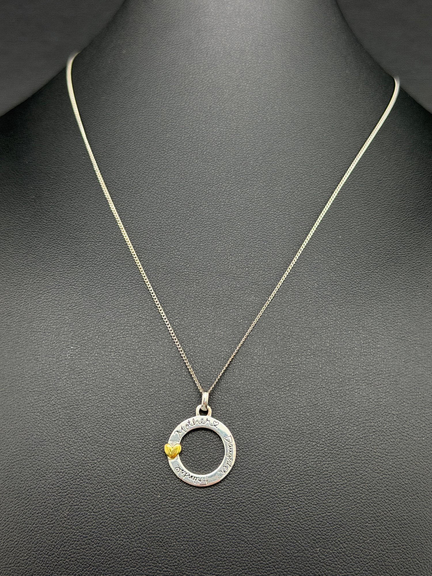 Pre-owned Sterling Silver Mother Daughter Forever Friends Circle Pendant Necklace With Gold Heart: 1. Pre-owned- Sterling Silver “Mother Daughter Forever Friends” Circle Pendant Necklace with Gold-Tone Heart2. All stamps hallmarks or markings are shown as received and are for reference 