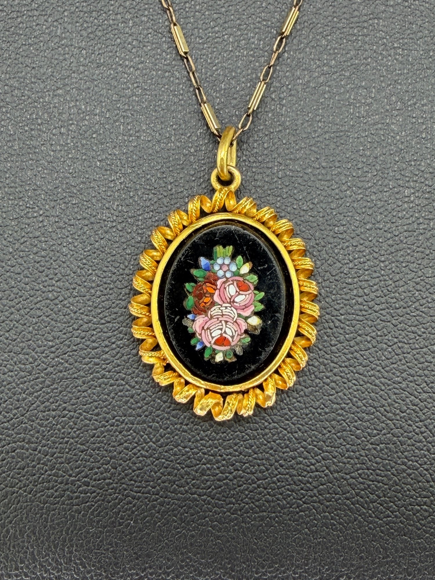 Pre-owned Antique/Vintage Italian Handcrafted Floral Micro Mosaic Pendant Necklace AAA (1 of 9)