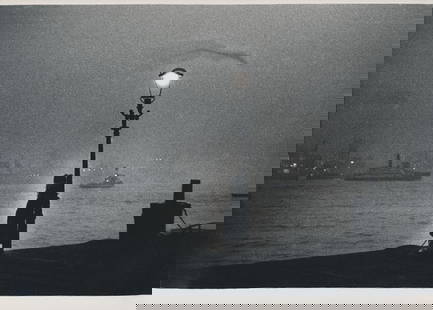 ELSKEN, Ed van der (1925-1990).: ELSKEN, Ed van der (1925-1990). Vali Myers, Seine, Paris, 1950-1960. Silver print, printed later, 20 x 29,8 cm. and white margins (±2 cm.) upper and lower edge.