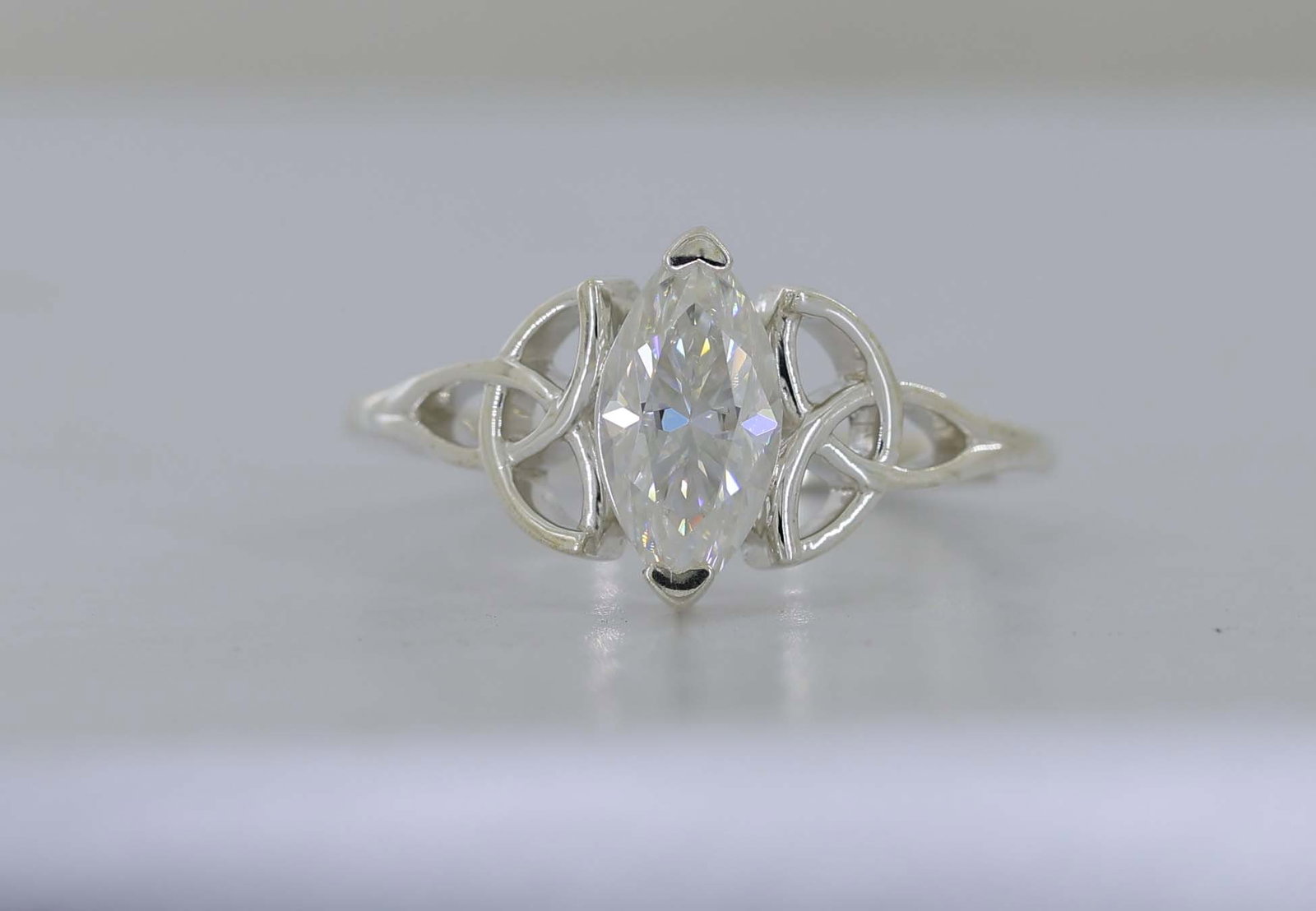 14 kt White Gold 3.5 Lab Grown Marquise Brilliant-Cut Diamond Ring (1 of 4)