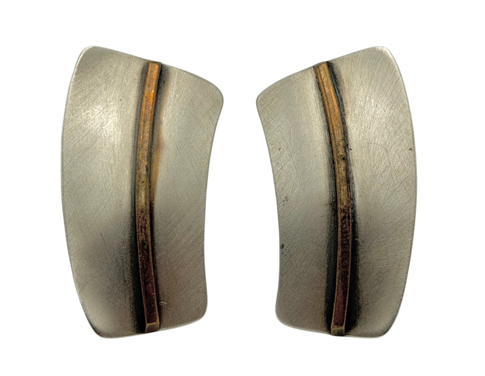 Artist Signed Modernist Sterling Silver and Copper Southwestern Style Clip-On Earrings: Artist Signed Modernist Sterling Silver and Copper Southwestern Style Clip-On Earrings Provenance Florida estate find Material Sterling Silver</