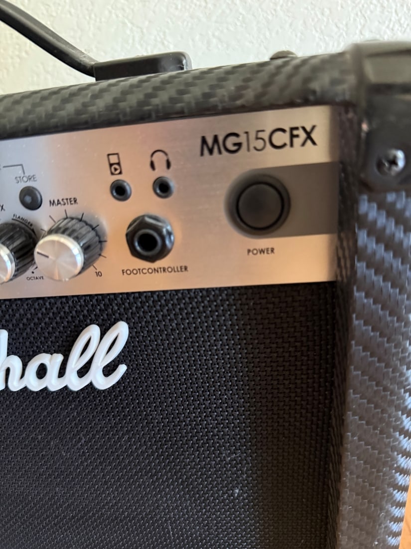 Marshall MG15CFX Amplifier - 2