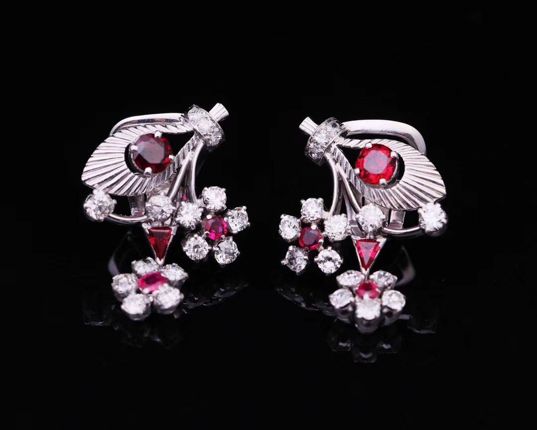 RETRO PERIOD 18K GOLD RUBY DIAMOND EAR CLIPS: 2 carats, 26x19.7 mm