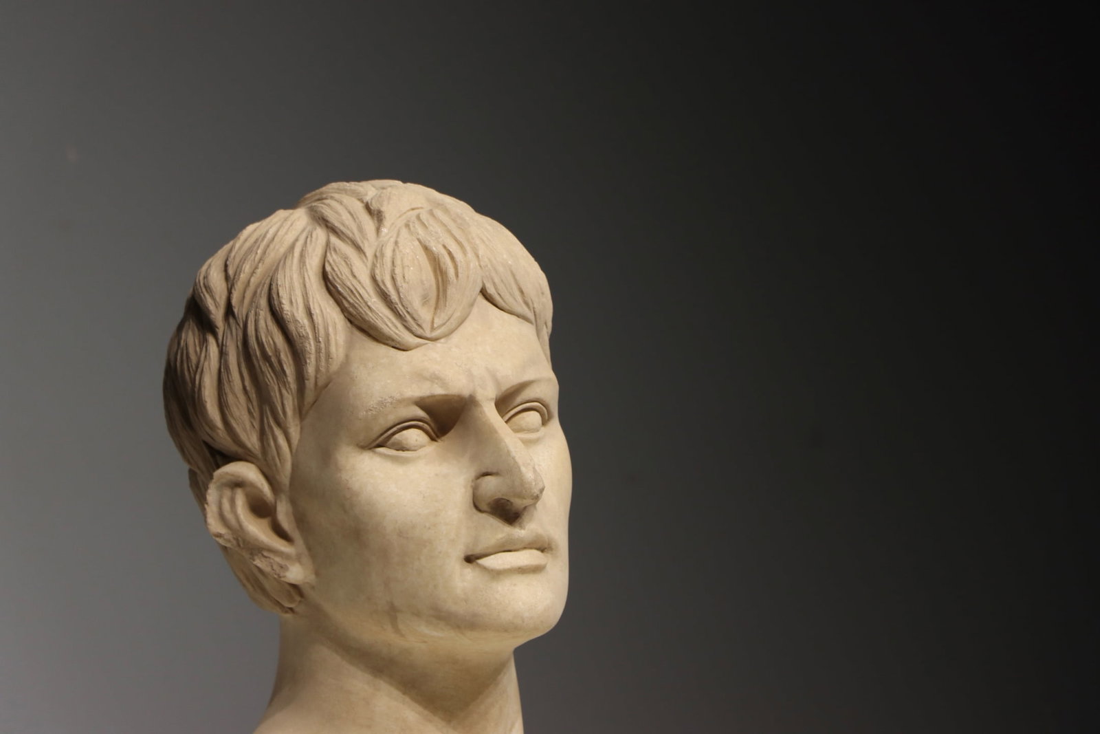 ANCIENT GREEK STATUES - 4