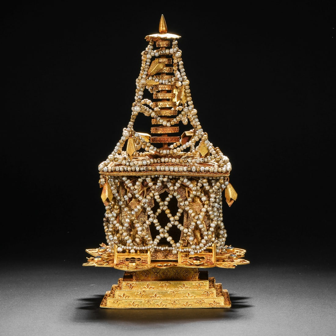GOLD PEARL FILIGREE STUPAS BEFORE THE MING DYNASTY: H21cm W11.5cm Weight650g