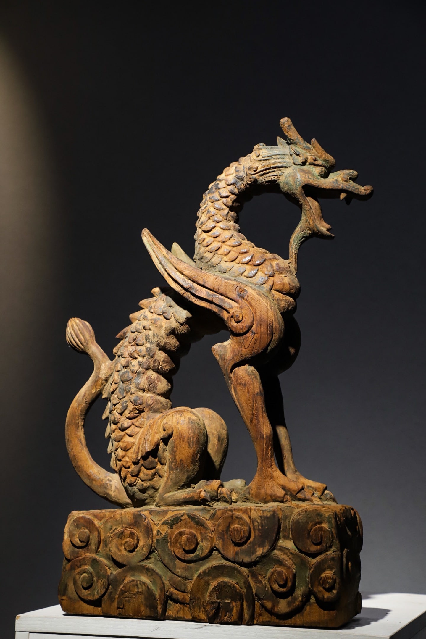 PAINTED DRAGON CARVED FROM WOOD IN THE MING DYNASTY