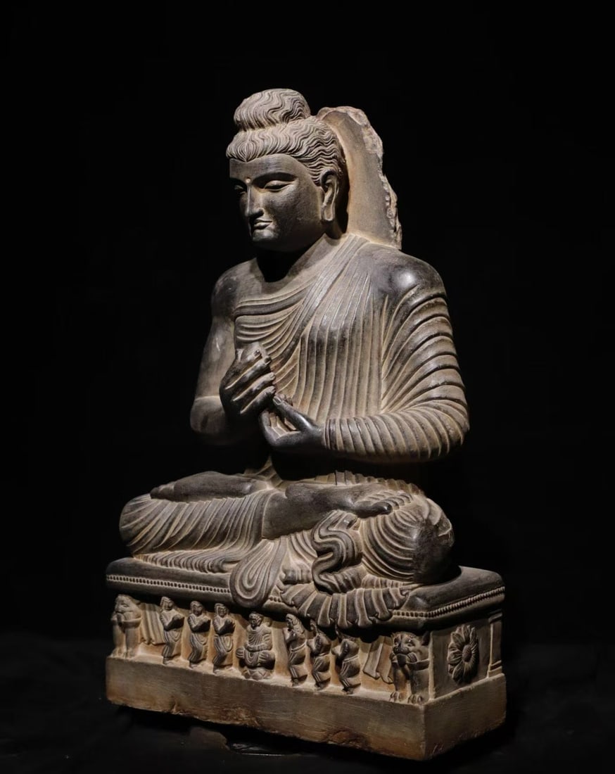 3RD CENTURY JIANTUO LUO STONE BUDDHA STATUE (1 of 5)