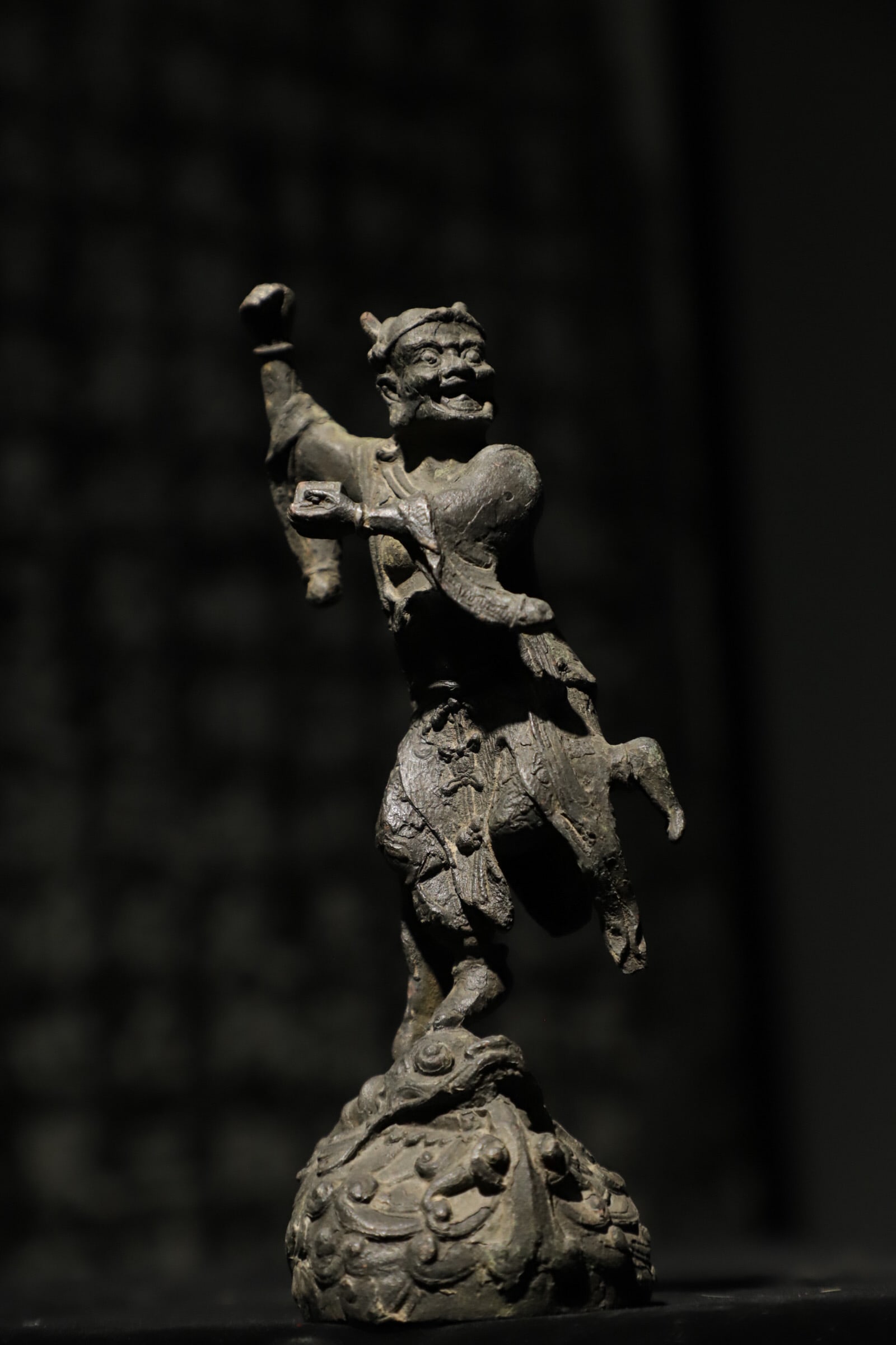 A BRONZE STATUE OF KUI STAR POINTING THE DIPPER FROM THE SONG DYNASTY