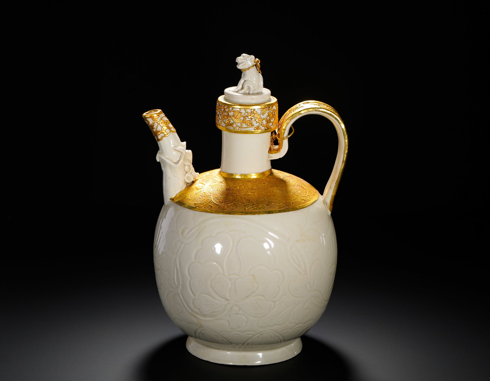 SONG DING KILN WHITE GLAZED EWER (1 of 12)