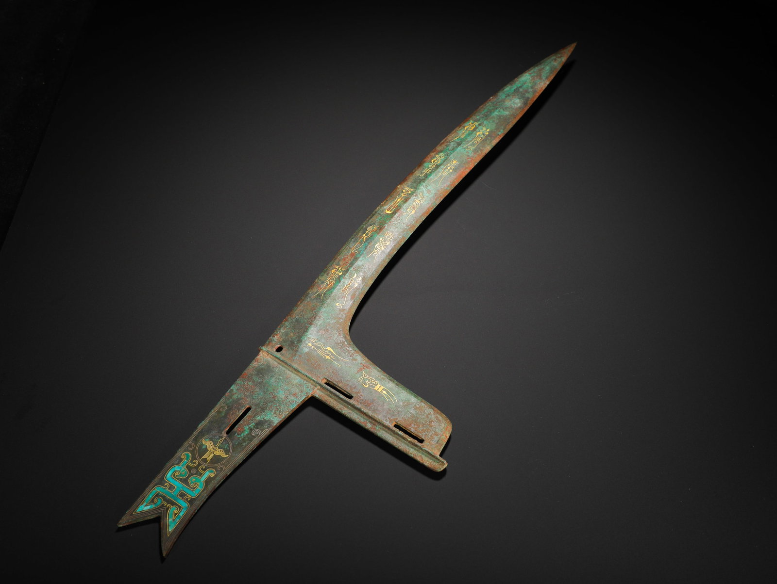BRONZE FROM THE WARRING STATES PERIOD WITH INLAID GOLD AND ENGRAVED HALBERDS (1 of 12)