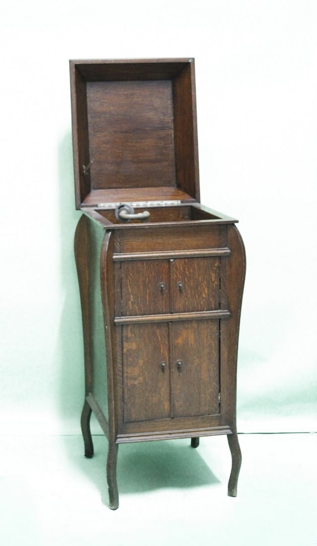 Early 20th century Art Nouveau-style cabinet gramophone (1 of 10)