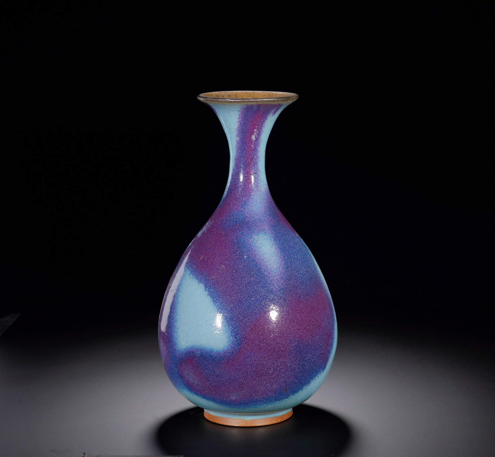 Song Dynasty Jun Kiln Vase Appreciation (1 of 11)