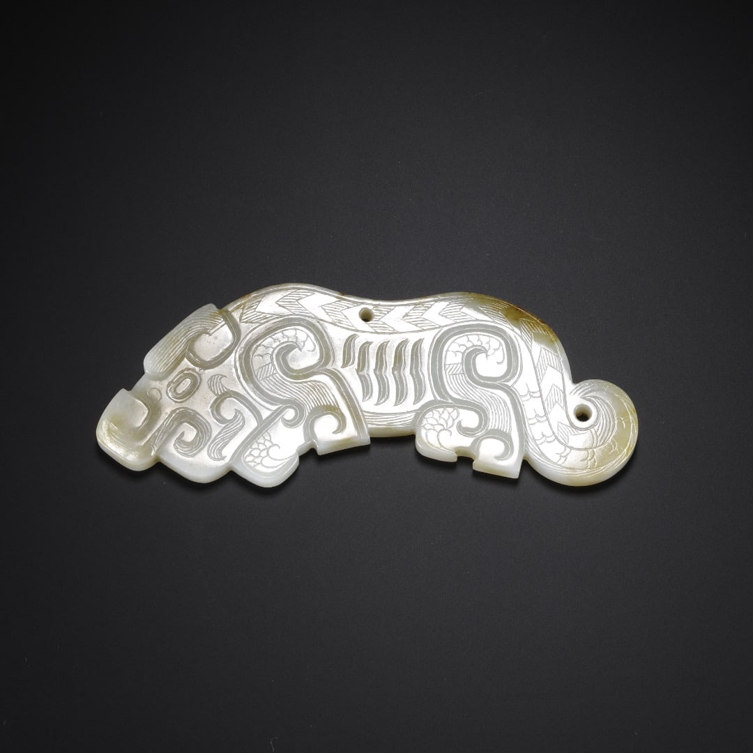 Hetian jade tiger pendants of the Western Zhou Dynasty (1 of 9)
