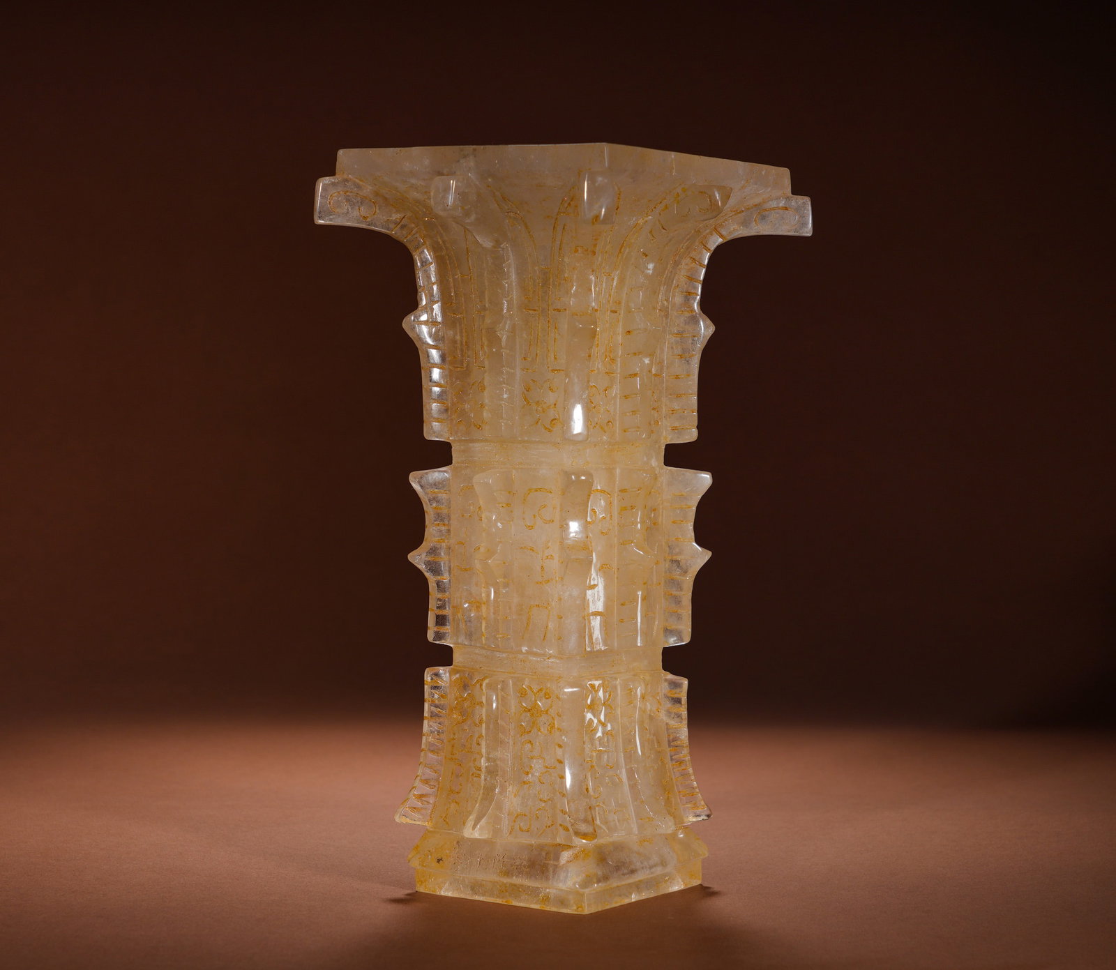 Qing Dynasty crystal square flower ?: Height:27cm(10.63in), Width:15cm(5.91in), Weight:2300g (5.071lb)This ornamental gu vessel is carved from natural transparent rock crystal, dating to the Qing Dynasty, crafted in square shape divided i