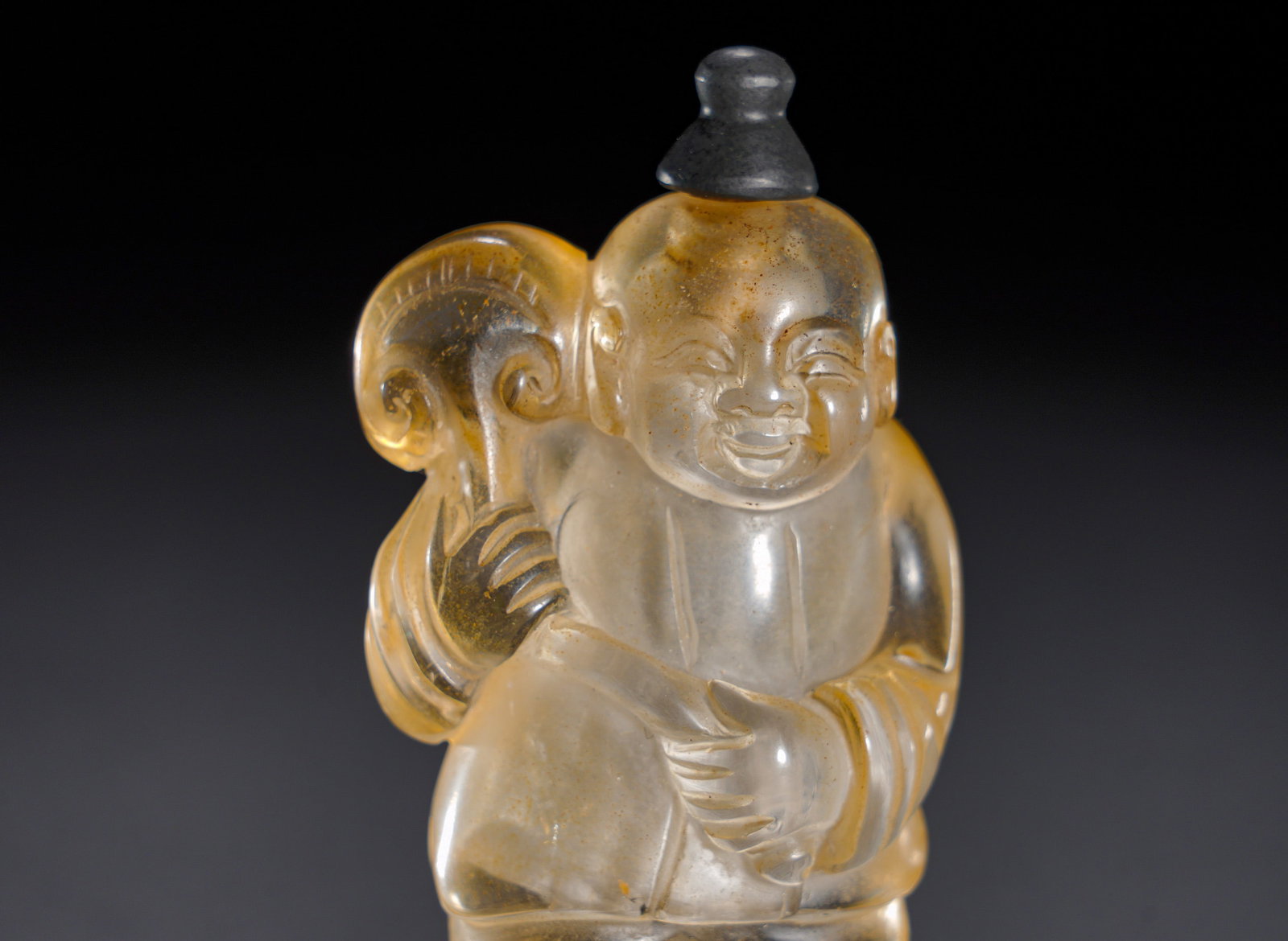 Qing Dynasty crystal snuff pot - 2