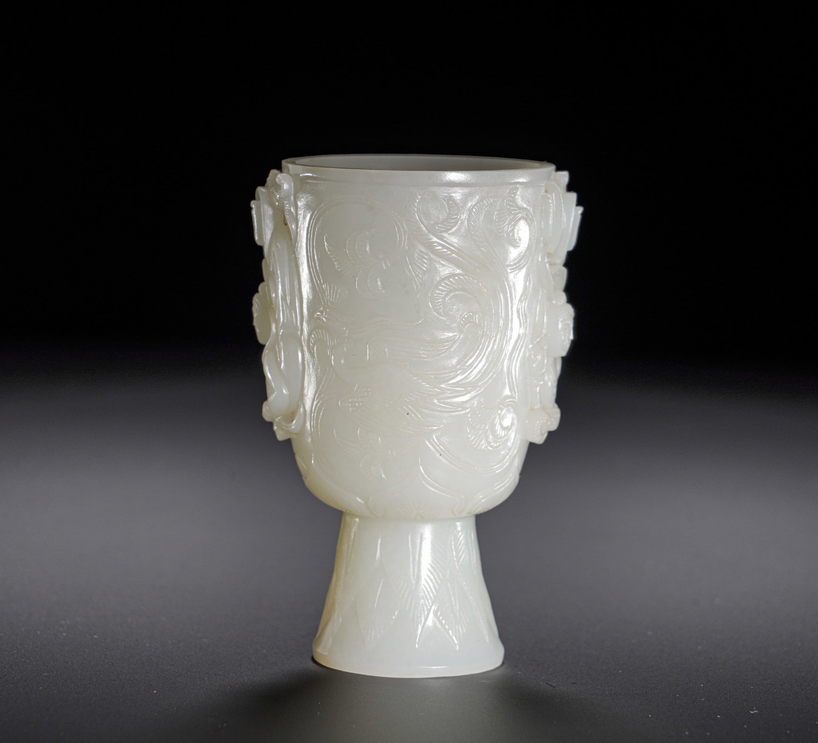 Tang Dynasty Hetian Jade Phoenix patterned flower high-footed cup (1 of 6)