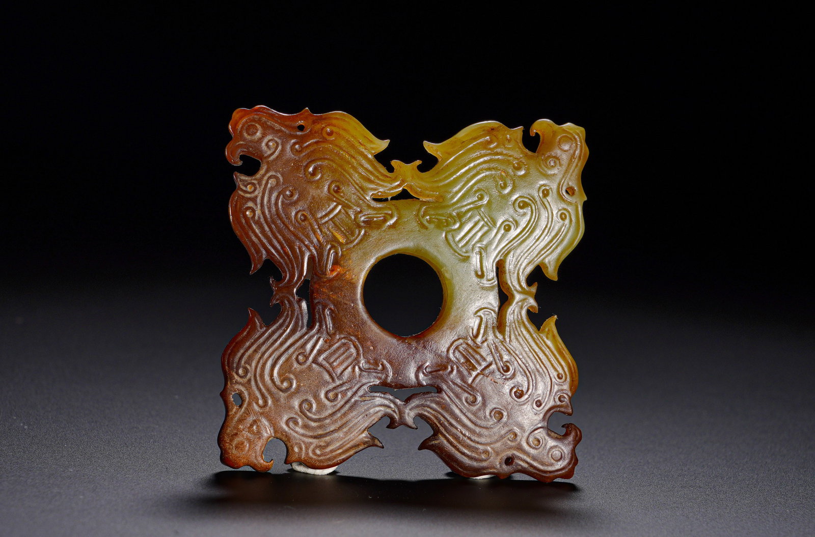 Hetian jade pendant with four phoenix patterns from the Qin Dynasty (1 of 9)