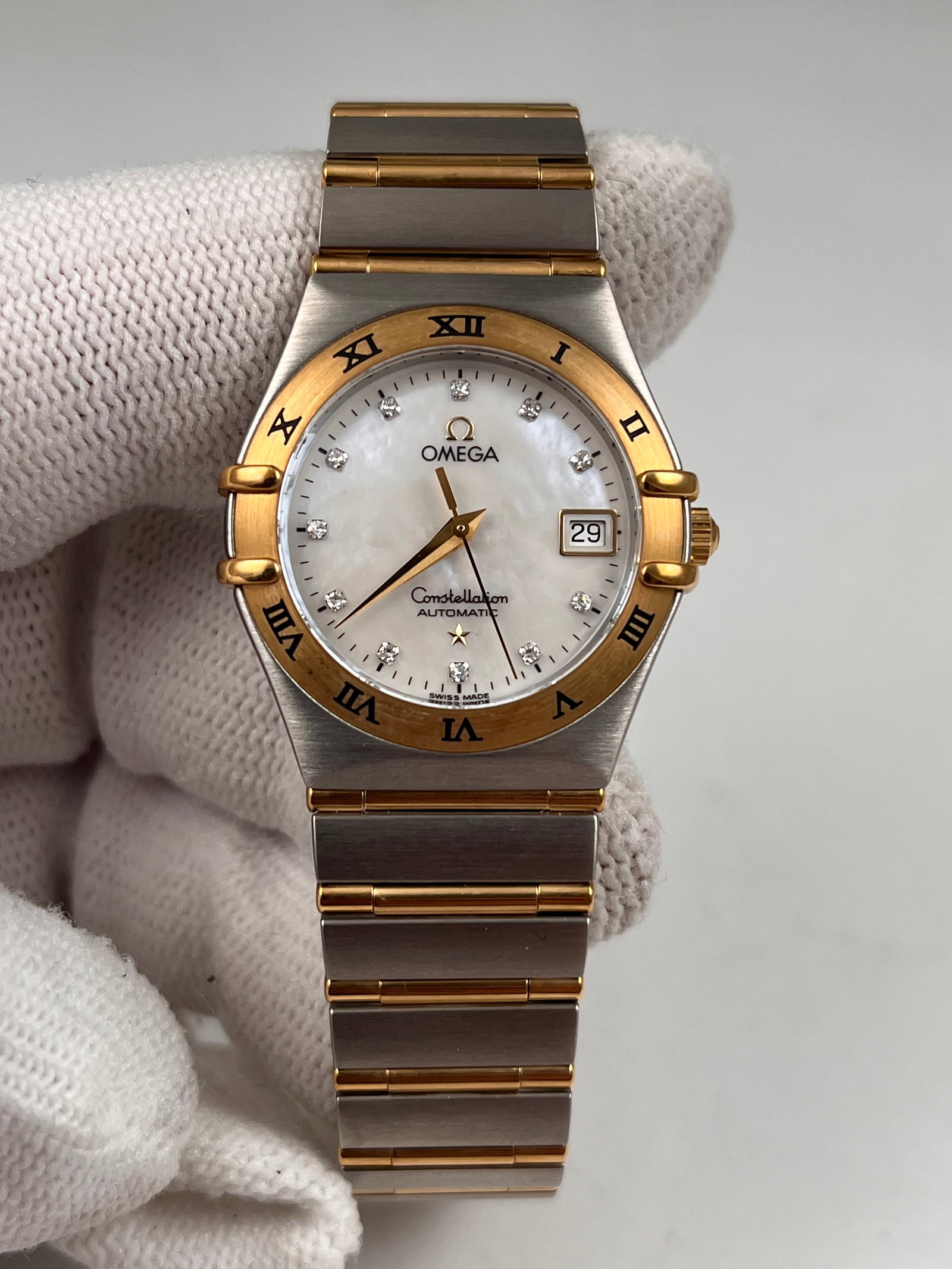 Omega Constellation watches (1 of 7)