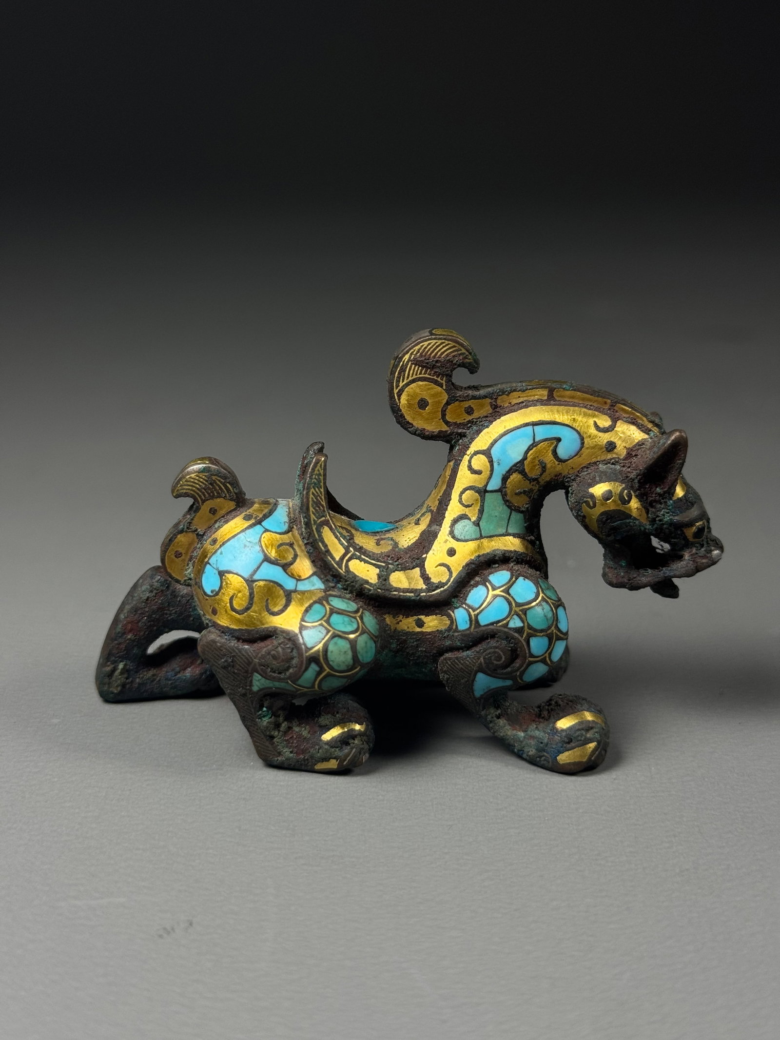 Bronze town with gold inlaid with turquoise from the Warring States period (1 of 4)
