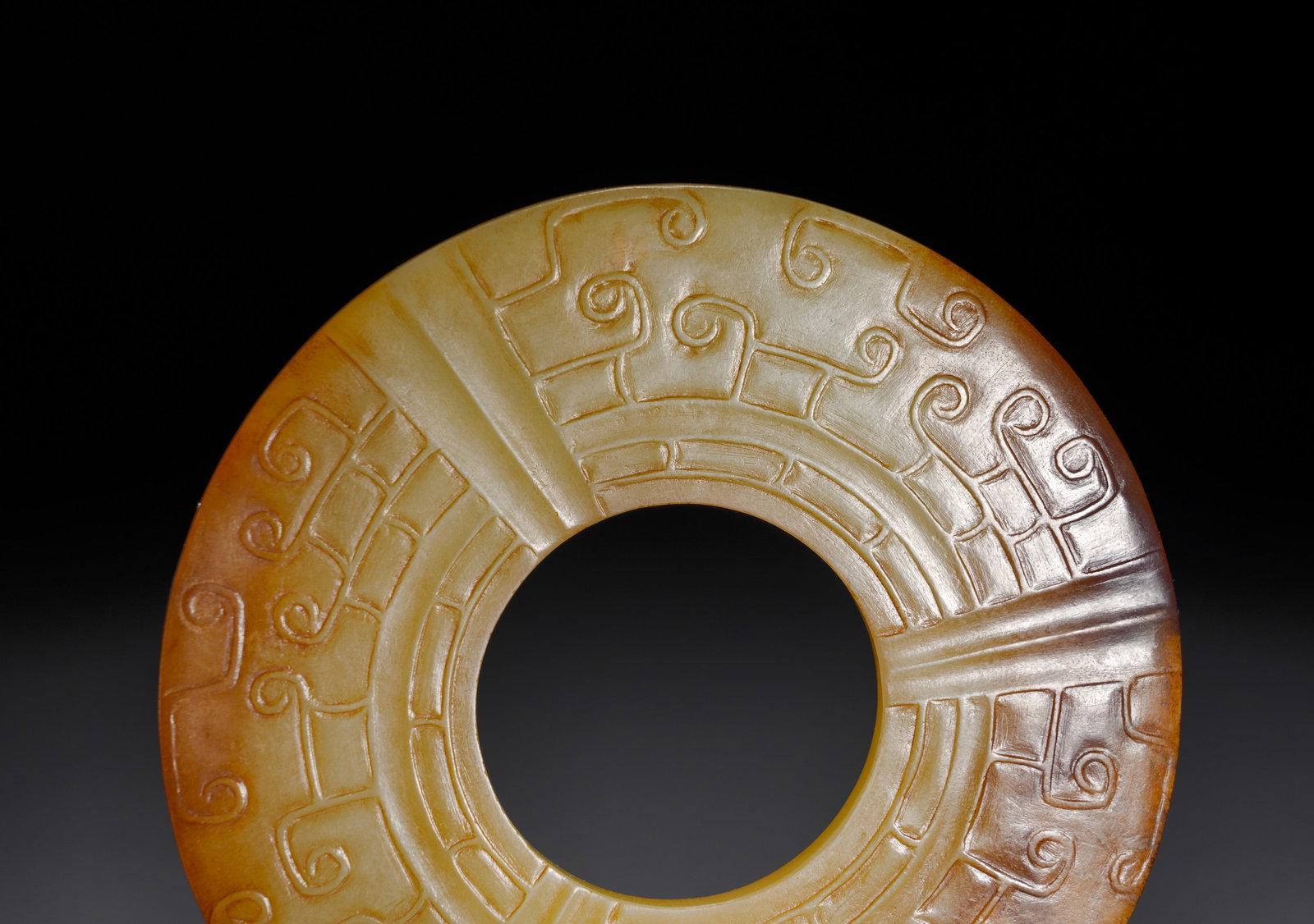Han Dynasty Hetian jade hook cloud patterned yuan - 2