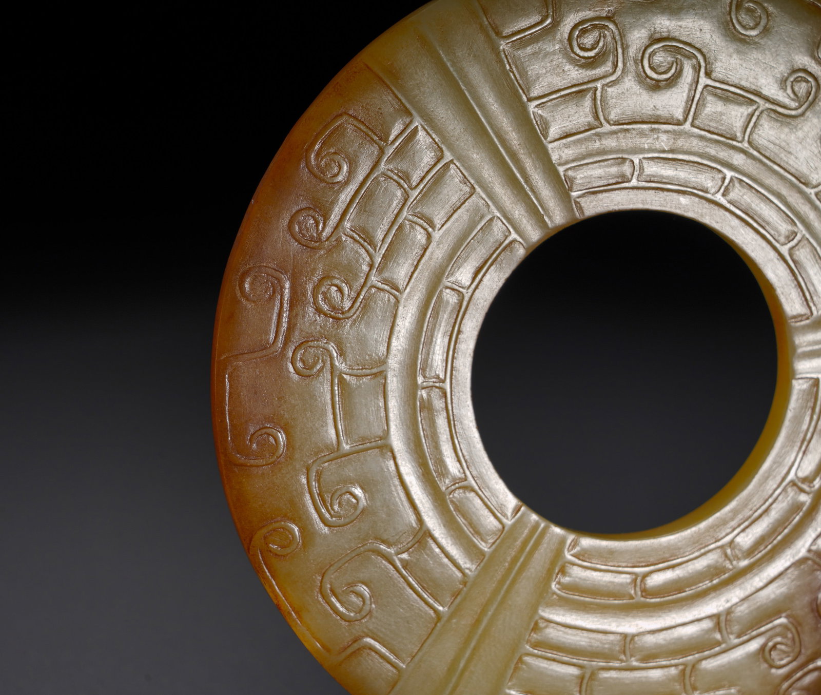 Han Dynasty Hetian jade hook cloud patterned yuan - 3