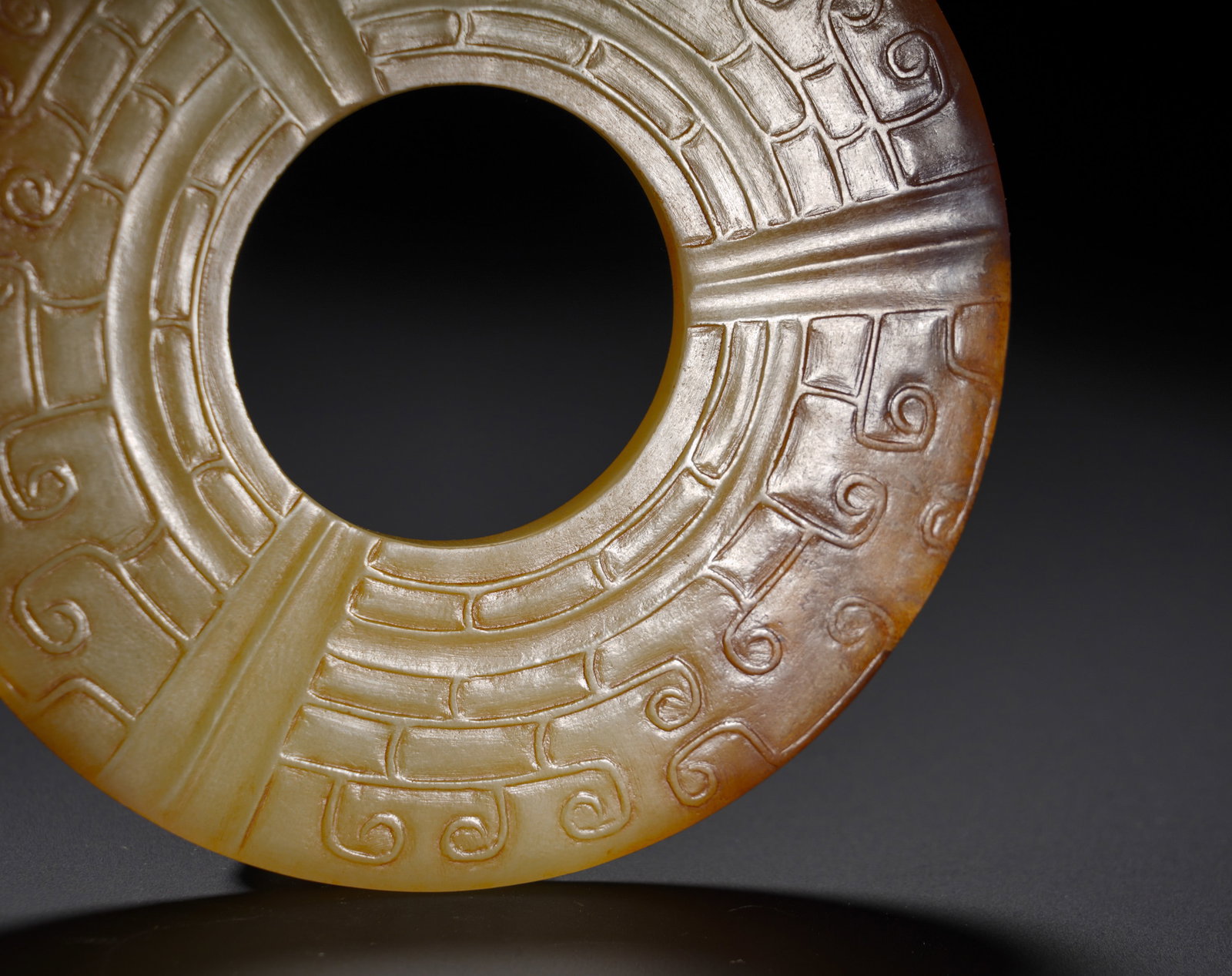Han Dynasty Hetian jade hook cloud patterned yuan - 5