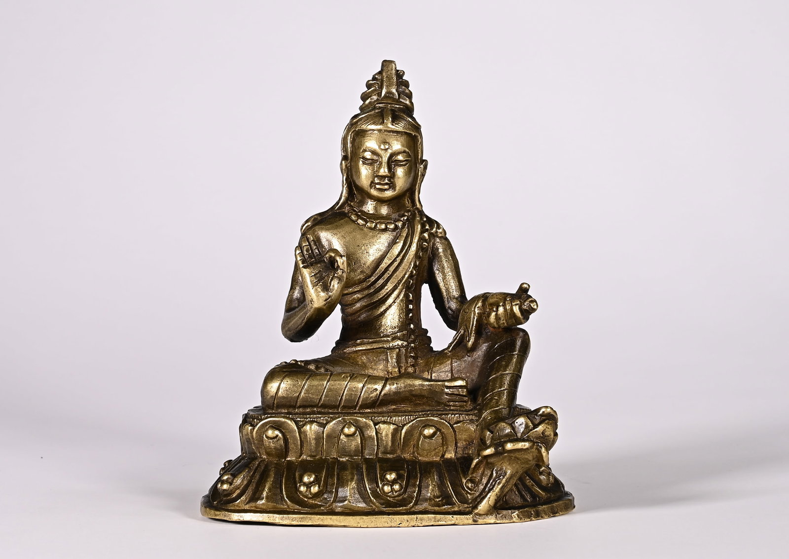 Bronze Guanyin statues from the Qing Dynasty (1 of 8)