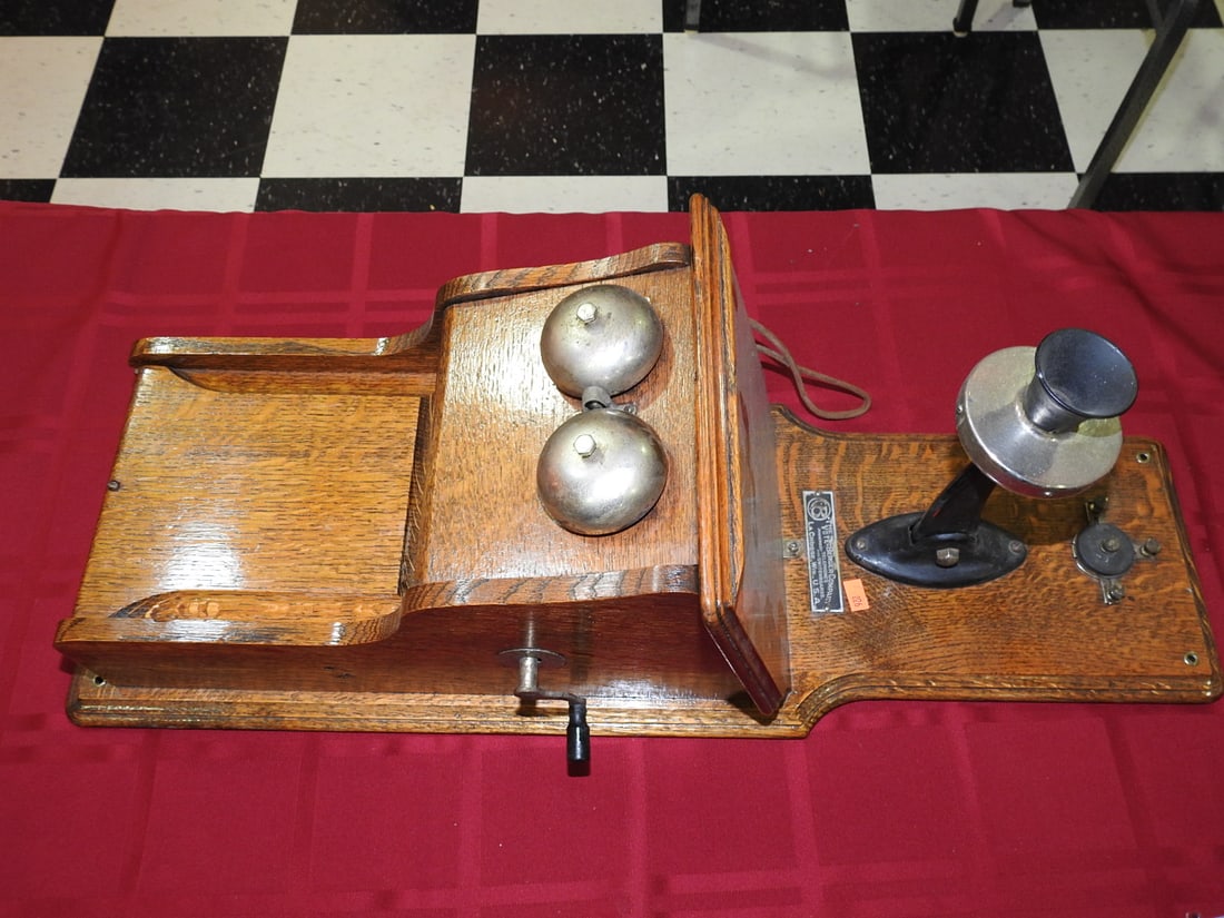 The Votey-Berger Co. Oak Desk Telephone (1 of 8)