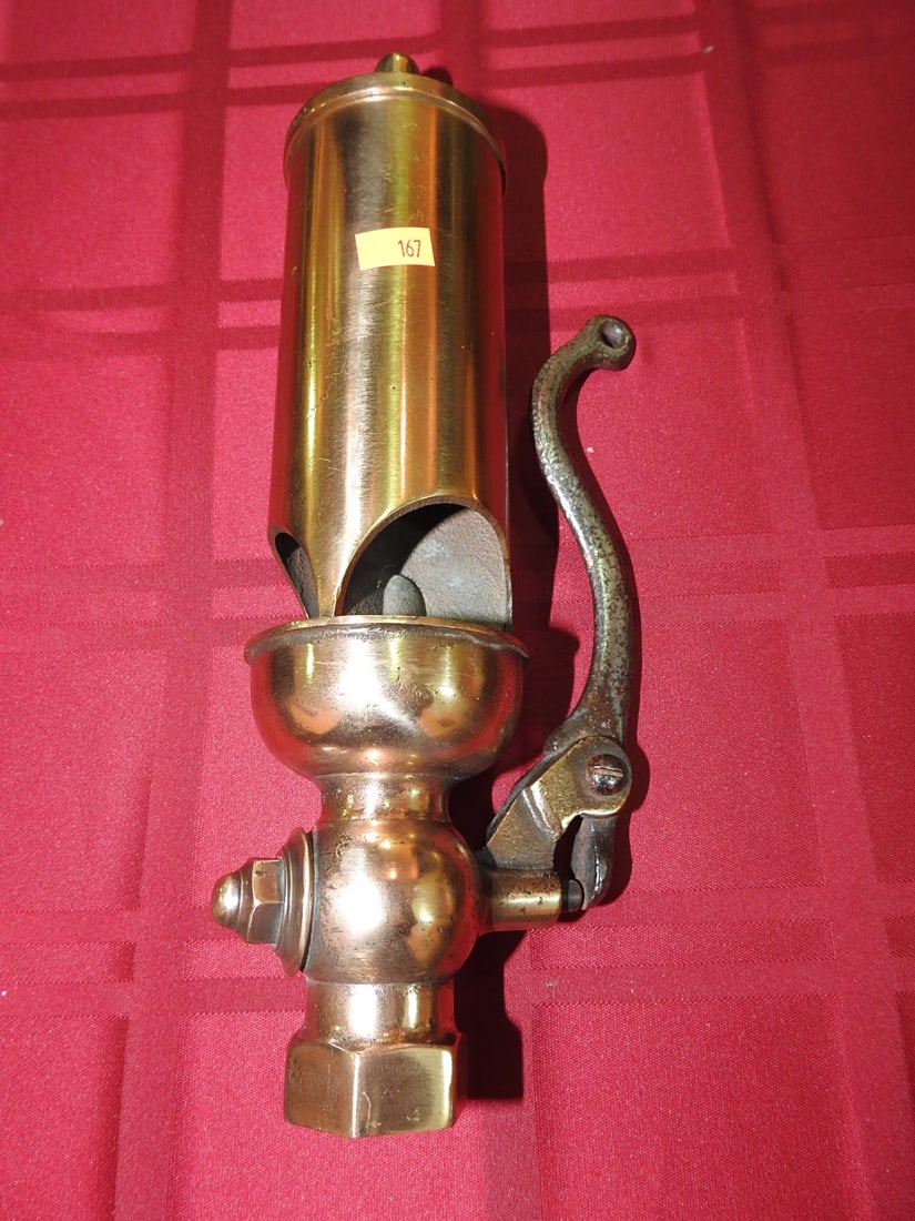 Buckeye Brass Works Steam Whistle Fitting 171D: Vintage brass steam whistle/fitting marked Buckeye Brass Works, fitting 171D per consignor notes. Approx. 12 x 4 x 3 in. Function not tested. Shows age-related wear, patina, finish wear, oxidation, su