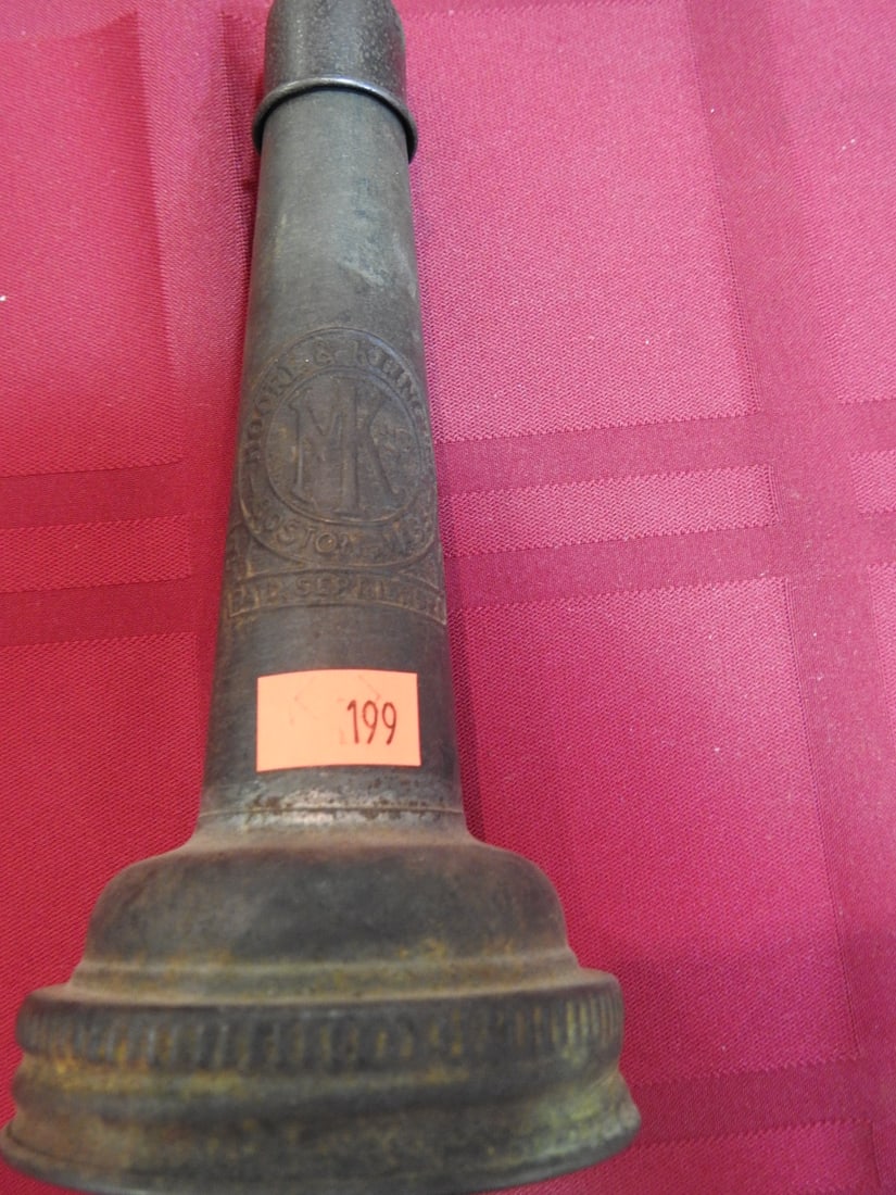 Moore and Kling Oil Bottle Nozzle: Antique metal oil bottle nozzle marked Moore and Kling. Approx. 6 x 3 x 3 in. Empty/decorative collectible; not tested for use. Shows age-related wear, patina, finish wear, oxidation, surface