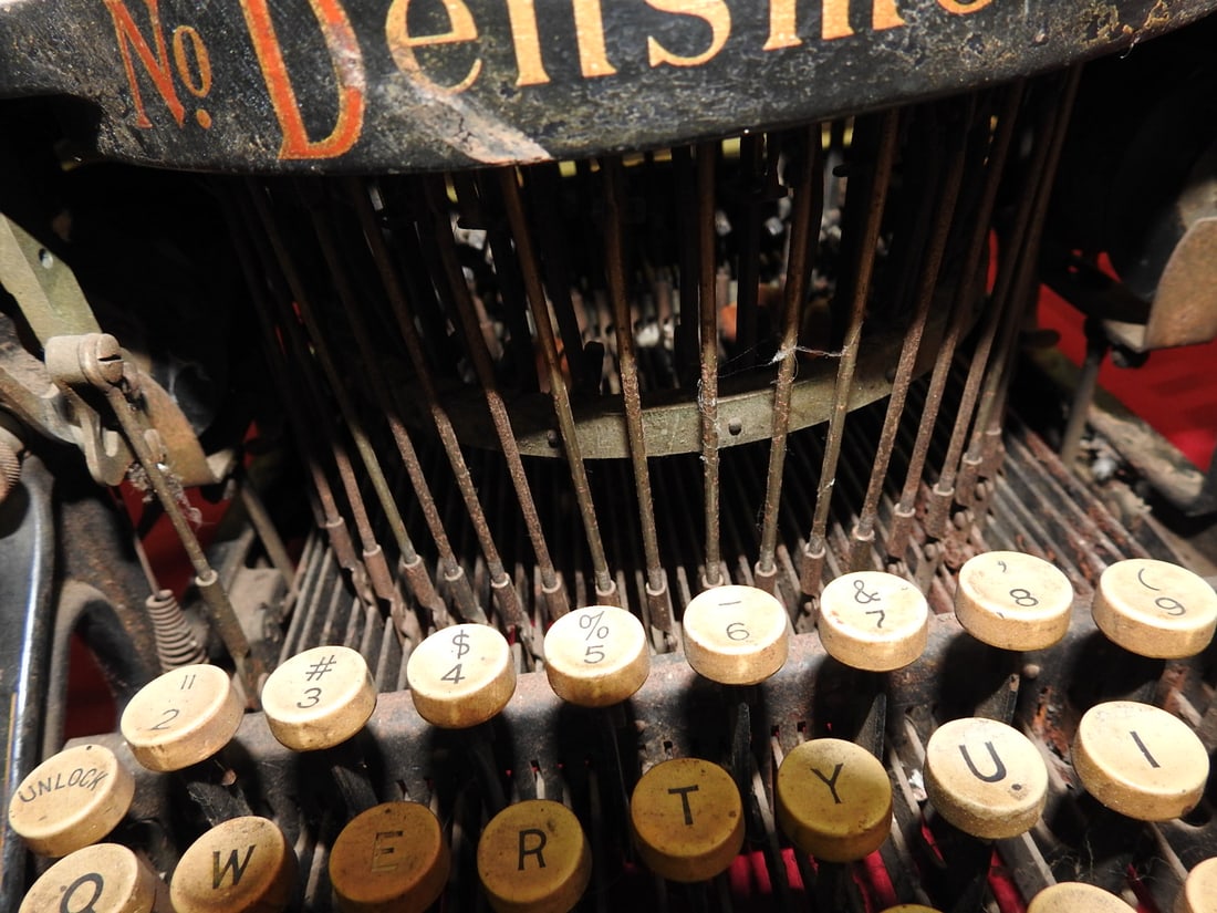 Antique Densmore Typewriter - 7