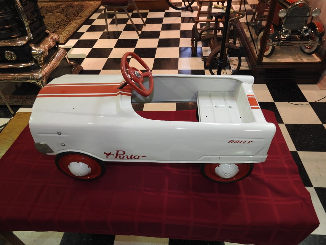 Murray Pinto Rally Pedal Car (1 of 7)