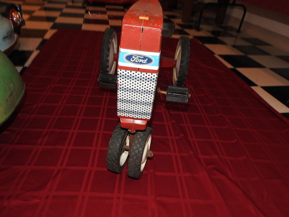 Ford TW-5 Pedal Tractor - 2