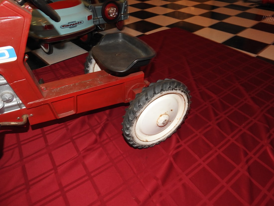Ford TW-5 Pedal Tractor - 4