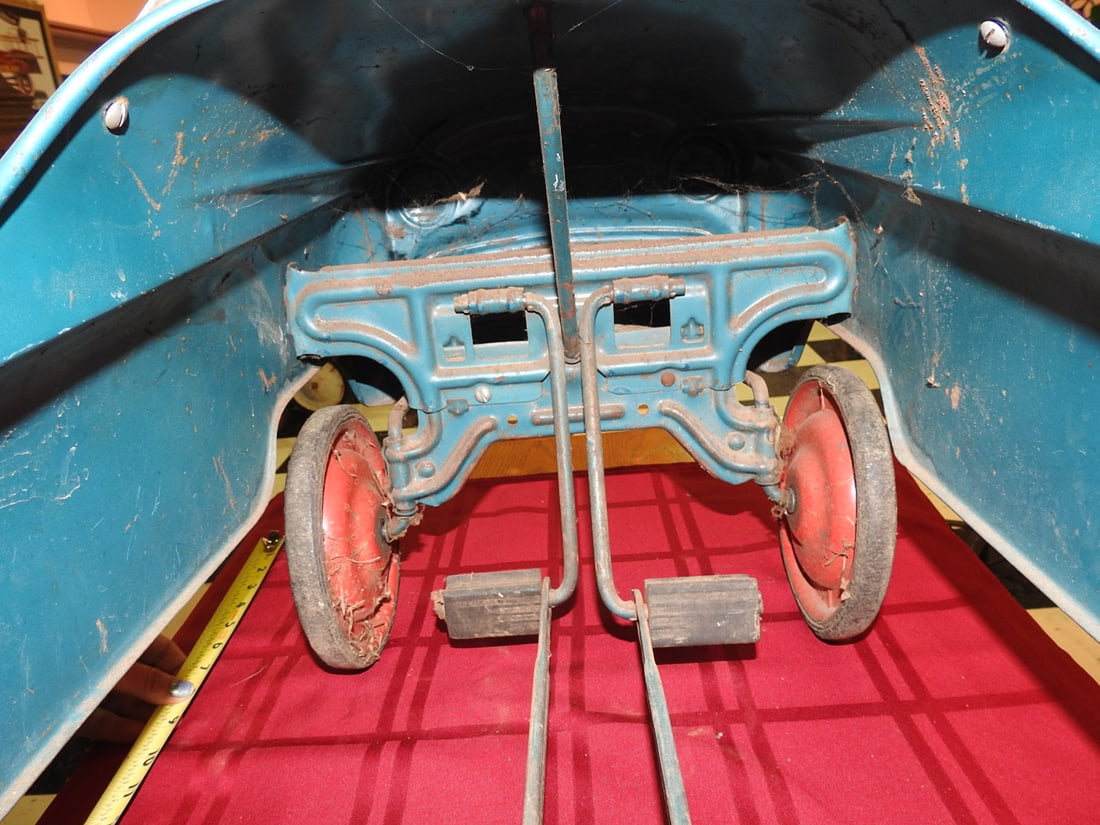 1950 Murray Comet Torpedo Happi-Time Pedal Car - 10