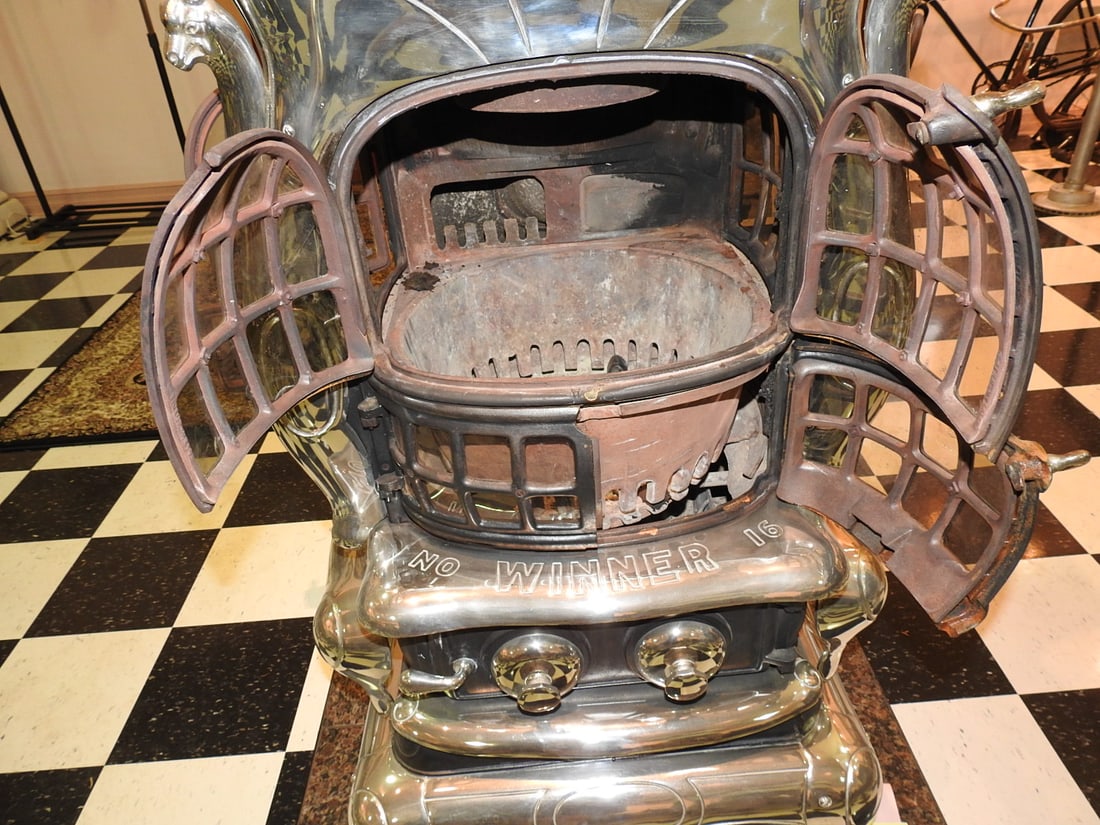 Janney-Semple-Hill Co. The Winner No. 16 Parlor Stove - 7
