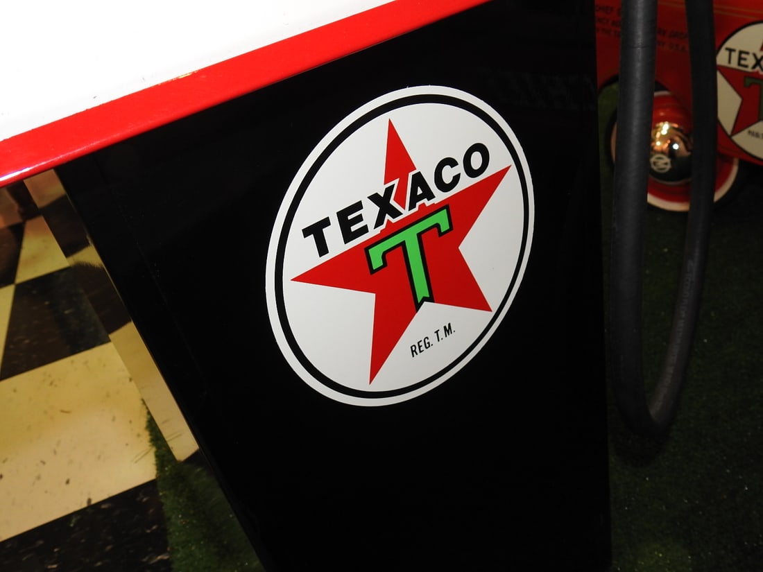 Texaco Reproduction Gas Pump Display - 5