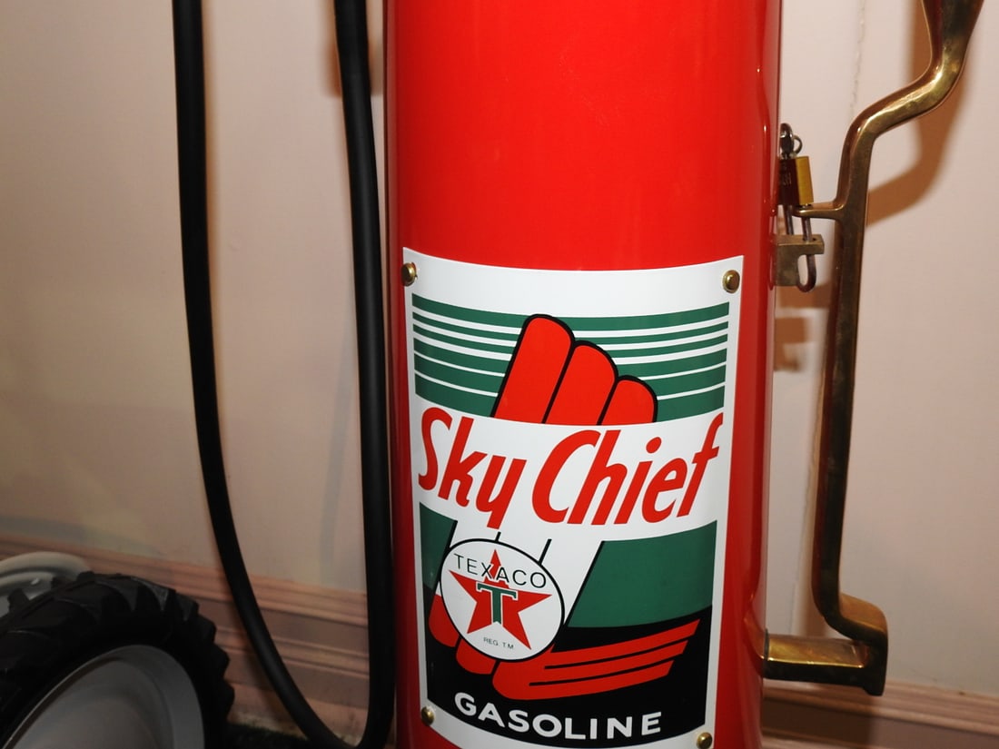 Texaco Sky Chief Gas Pump Reproduction - 4