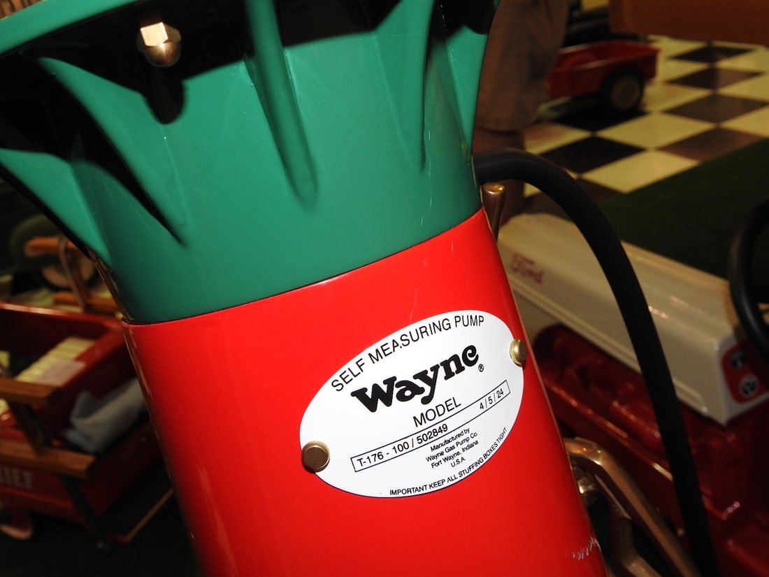 Texaco Sky Chief Gas Pump Reproduction - 5