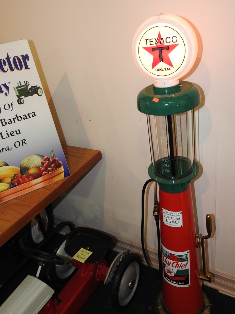 Texaco Sky Chief Gas Pump Reproduction - 7