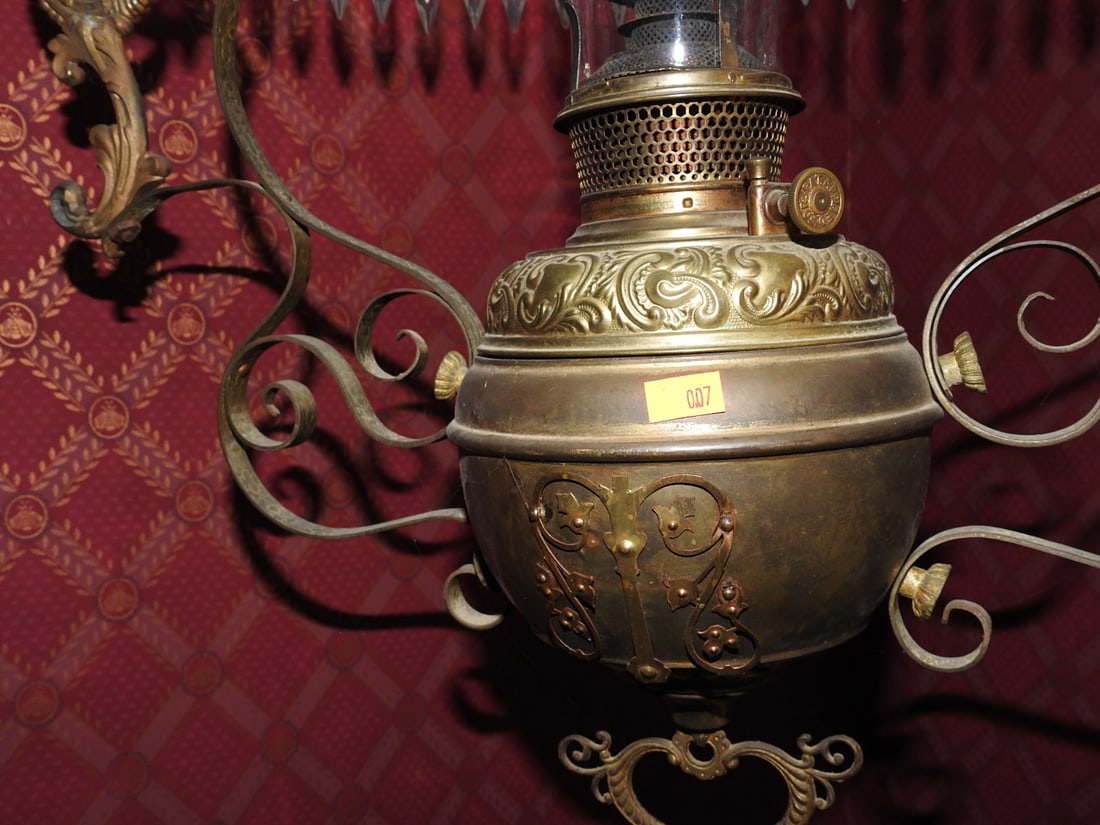 Antique Victorian Hanging Parlor Lamp - 2